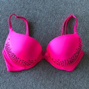 VS Bra